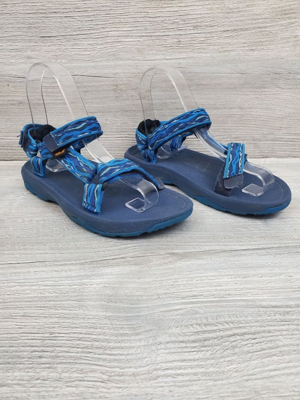 Teva Kids Hurricane XLT2 sandals in Delmar Blue